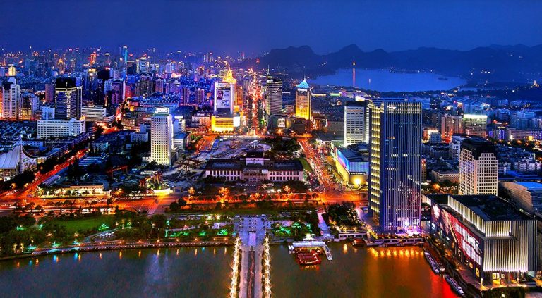天水GEO优化10个高频问题解答：服务商选型与效果全解析
